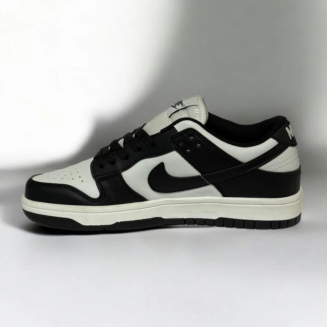 Nike Dunks Low Panda Black
