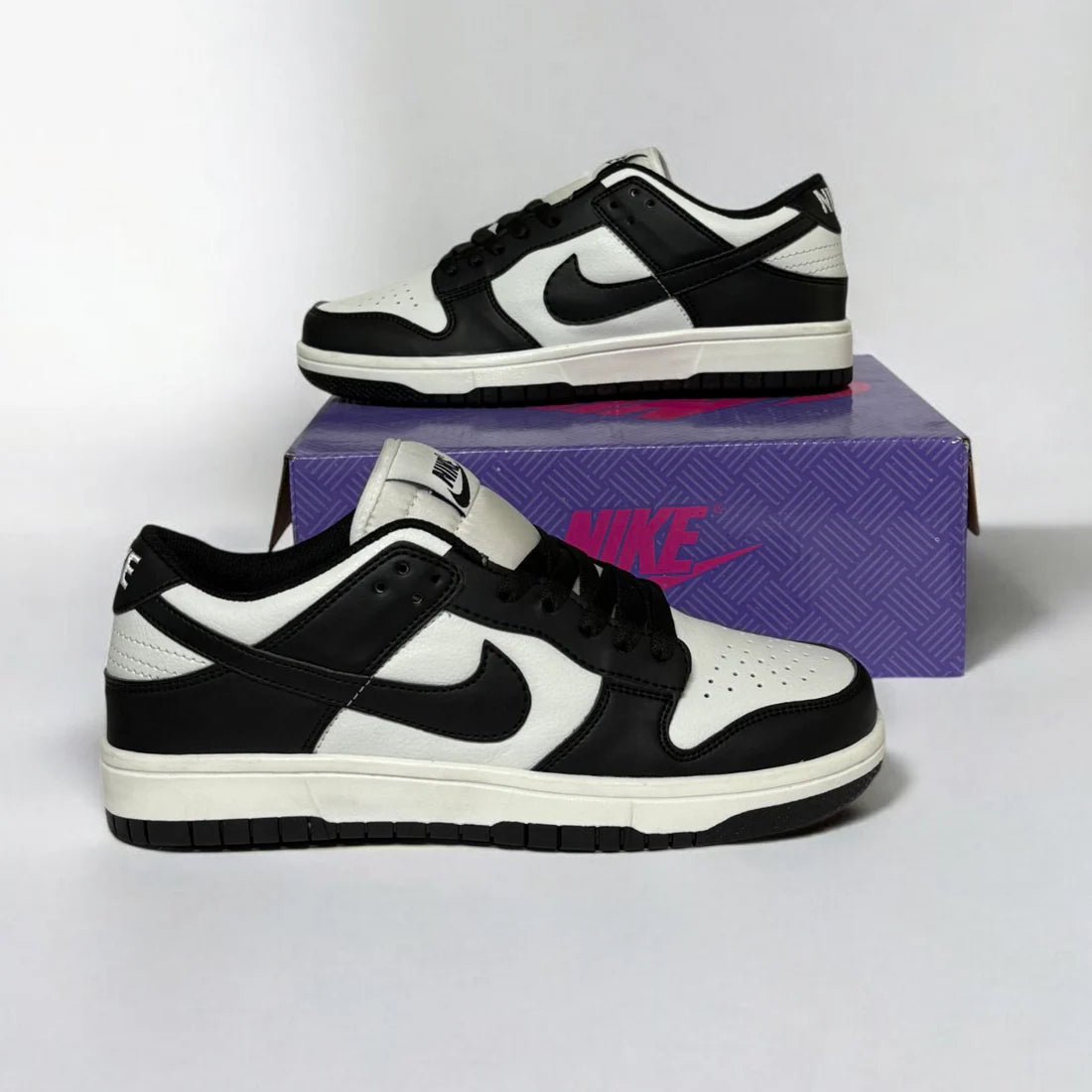 Nike Dunks Low Panda Black