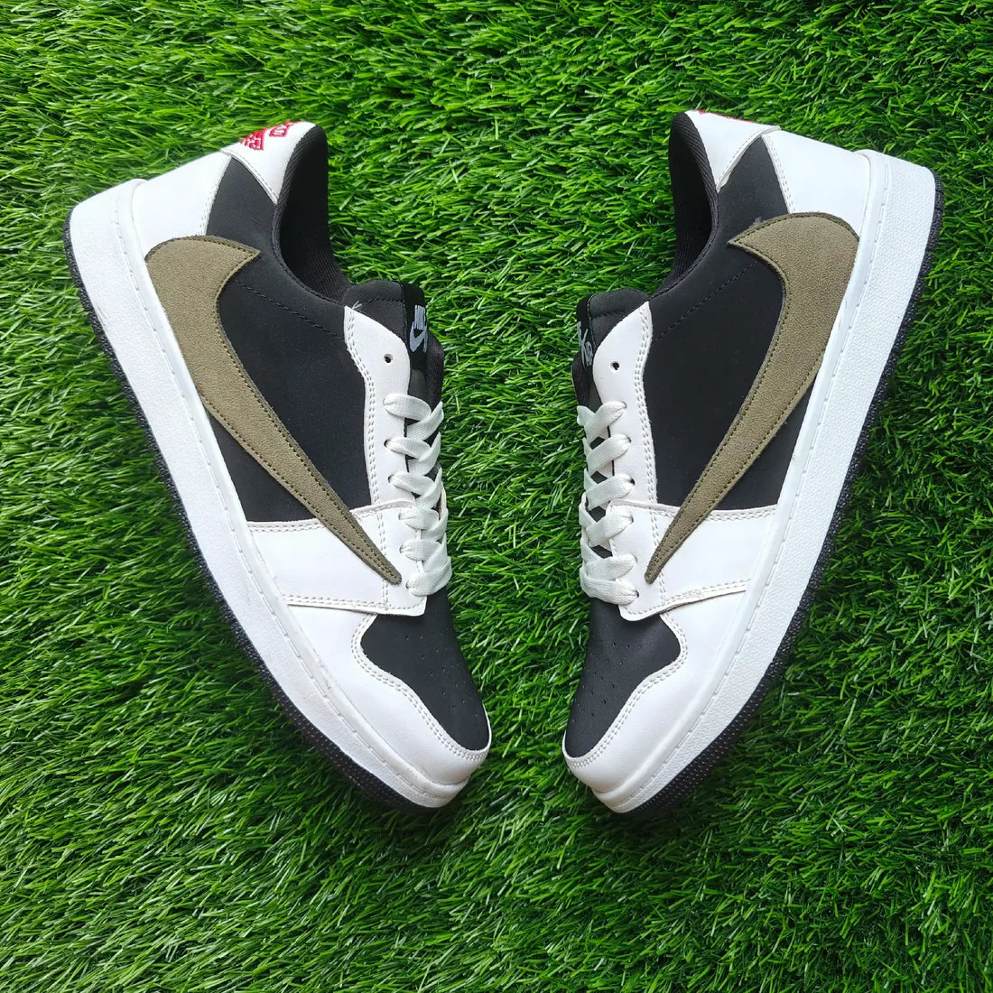 Nike Travis Scott Olive Sneakers